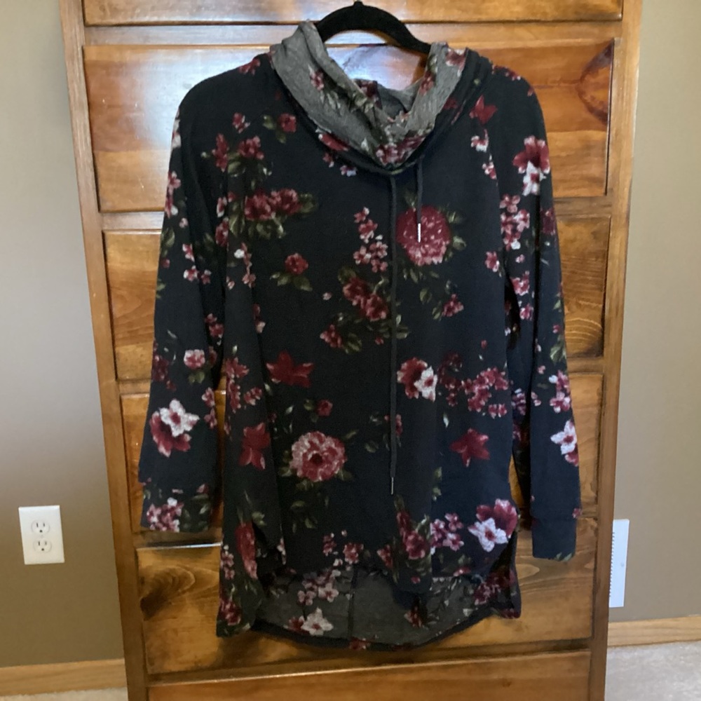 Floral cowl neck